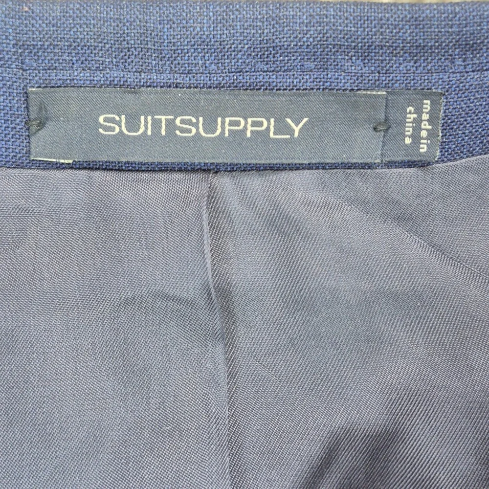 Suitsupply *note loose